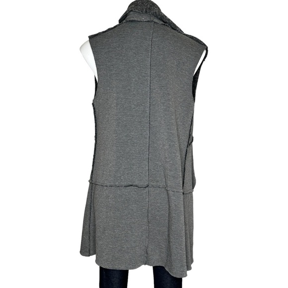 Altar'd State gray open vest medium - Picture 2 of 7